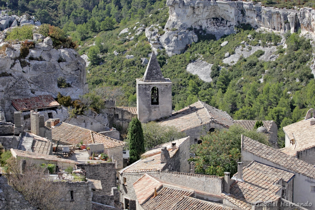 Le village, avec le clocher de l'église Saint-Vincent