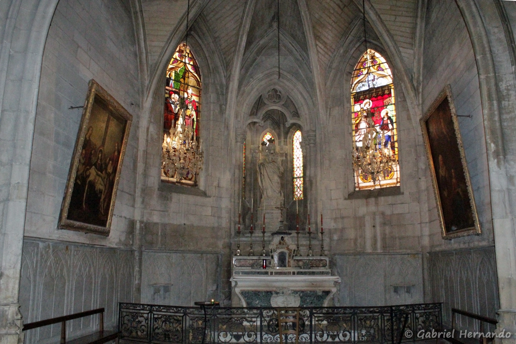 Chapelle absidiale axiale dite de la Vierge, Basilique Saint-Trophime