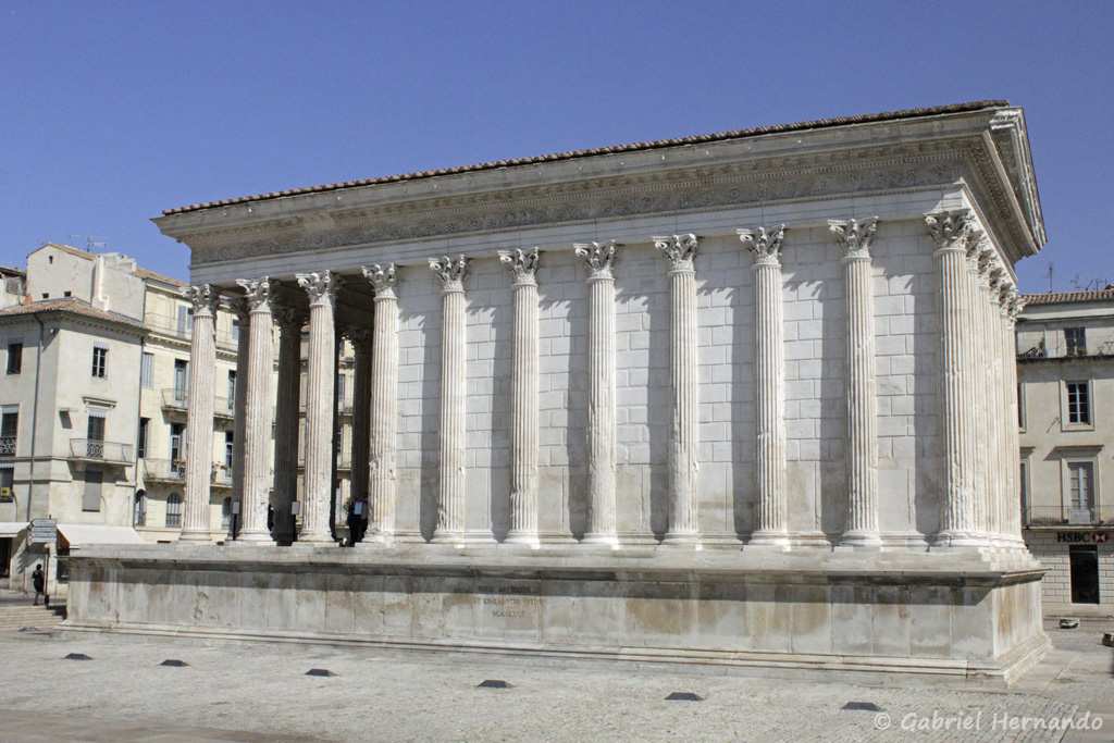 Maison Carrée