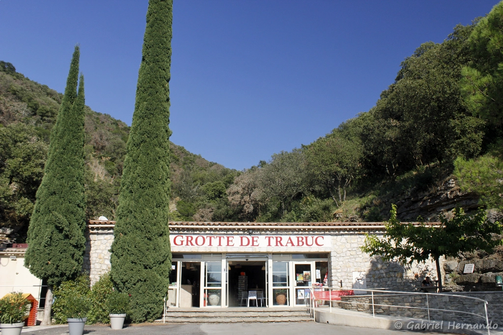 Entrée de la grotte