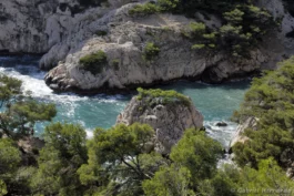 Panorama sur la calanque de Sugiton