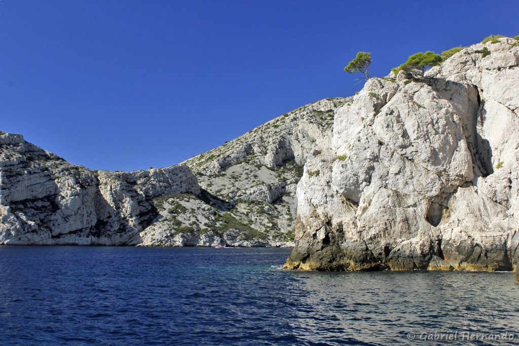 Calanque de Morgiou, derrière le Cap Sugiton