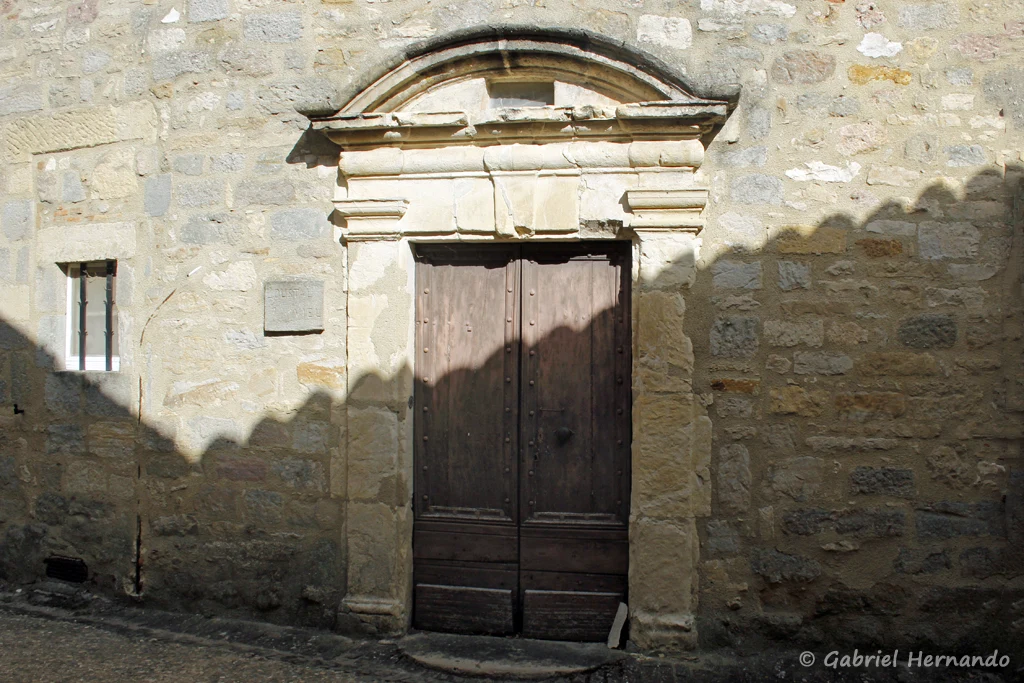 Porte pittoresque sur une maison ancienne