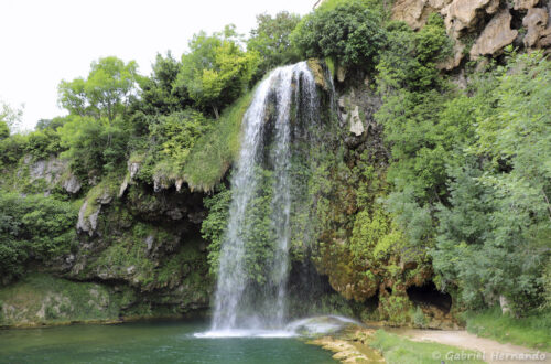 La cascade et son bassin