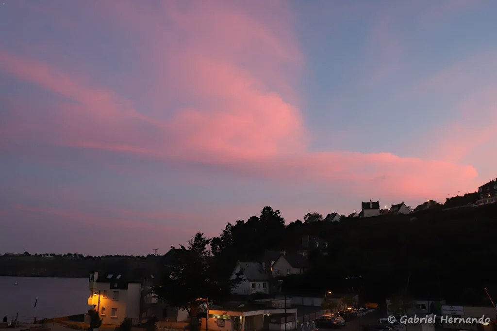 Le ciel de Bréhec, après le coucher de soleil