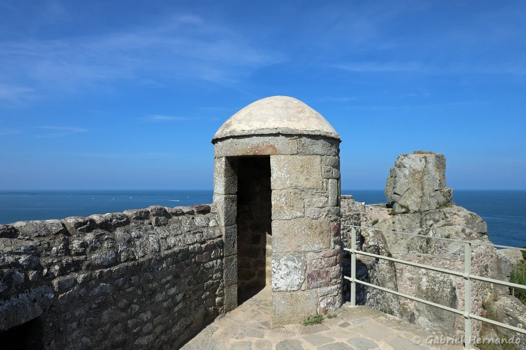 Abri sur les remparts du châtelet