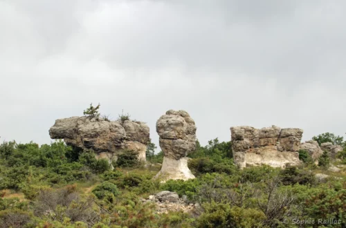 Rochers du site des Mourres