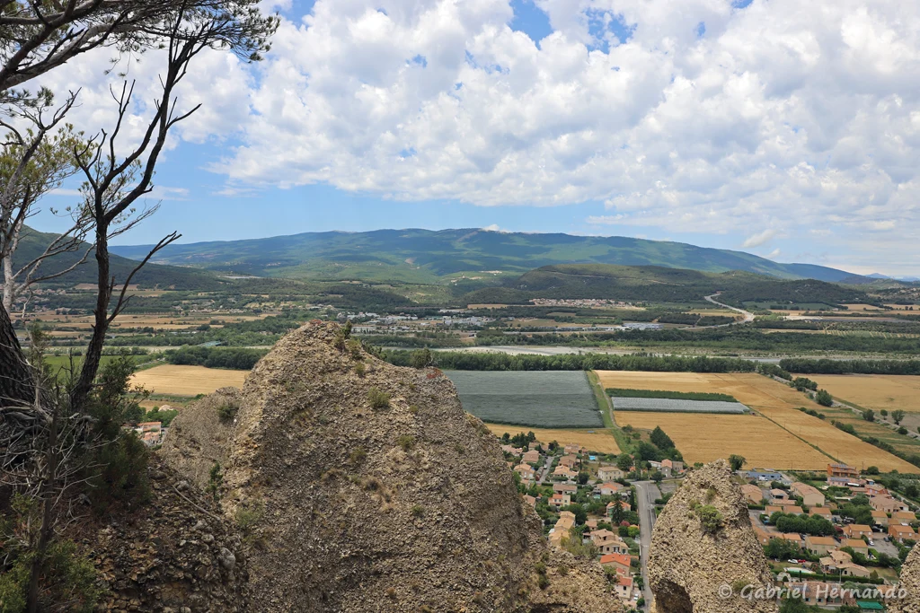 Point de vue sur la Montagne de Lure