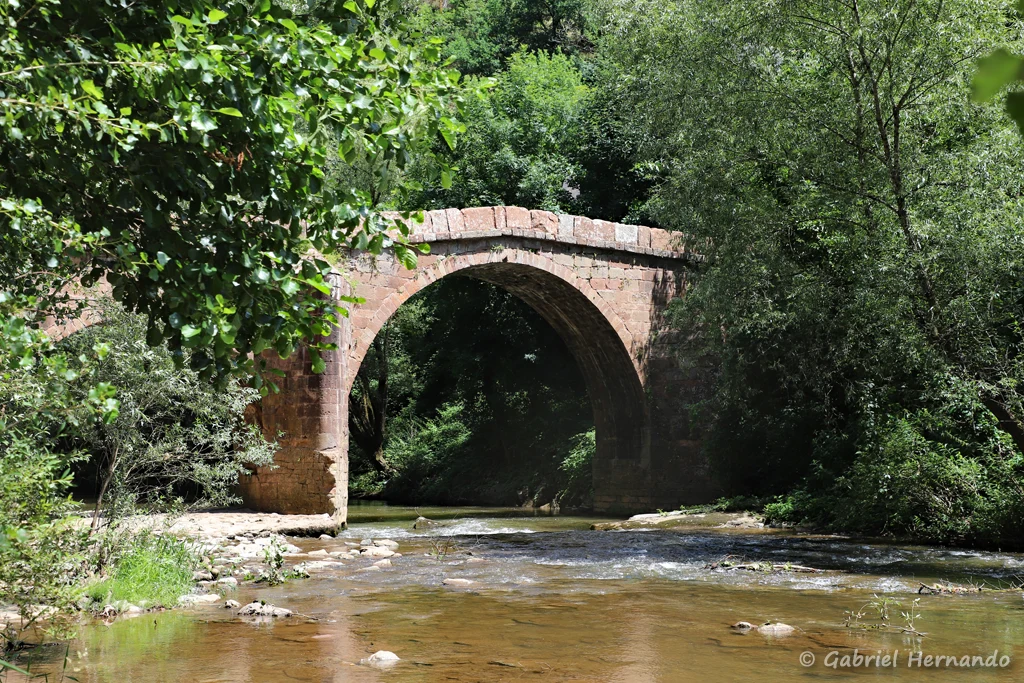Pont des pèlerins, dit pont romain, sur le Dourdou