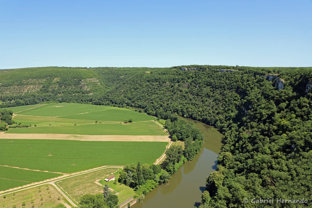 Le Lot, vers l'amont du cingle de Caillac
