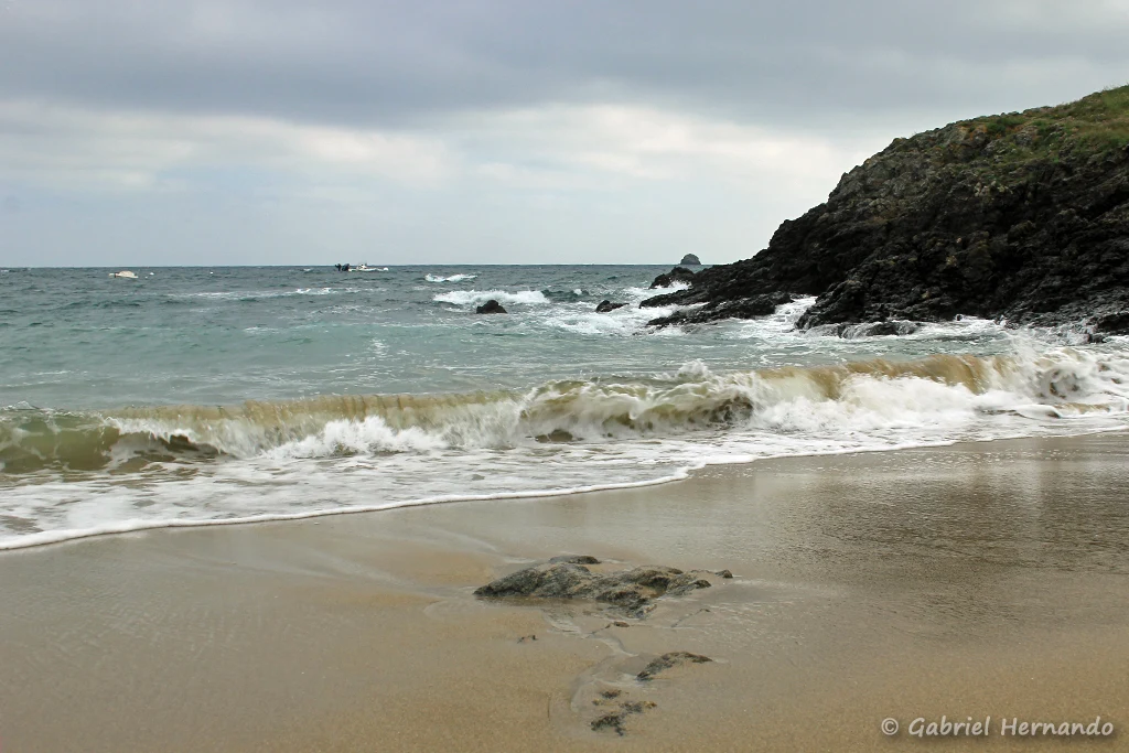 Vagues, sur la plage de la Varde
