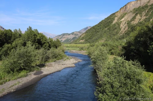La Durance, en aval du pont de Rochebrune