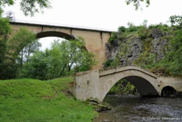 "Vieux-Pont" au premier plan et le "Grand-Pont" en arrière plan