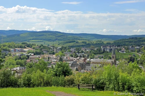 Panorama sur la ville et le Morvan, depuis le panorama du Calvaire