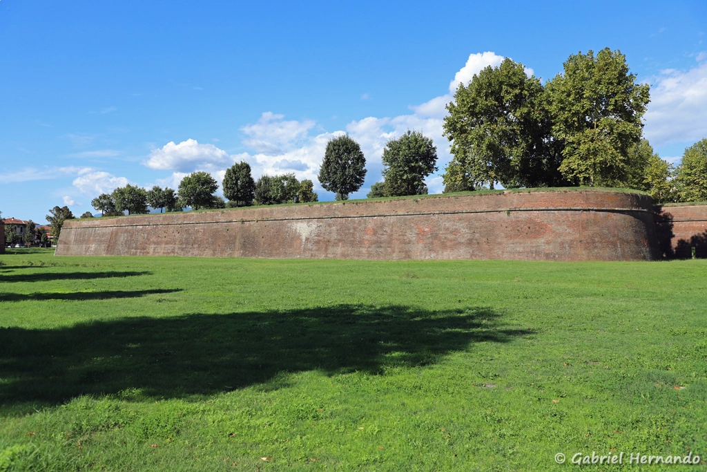 Bastion (baluardo) San Paolino, des fortifications de la cité, situé au Sud-Ouest