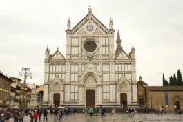 Façade de la basilique
