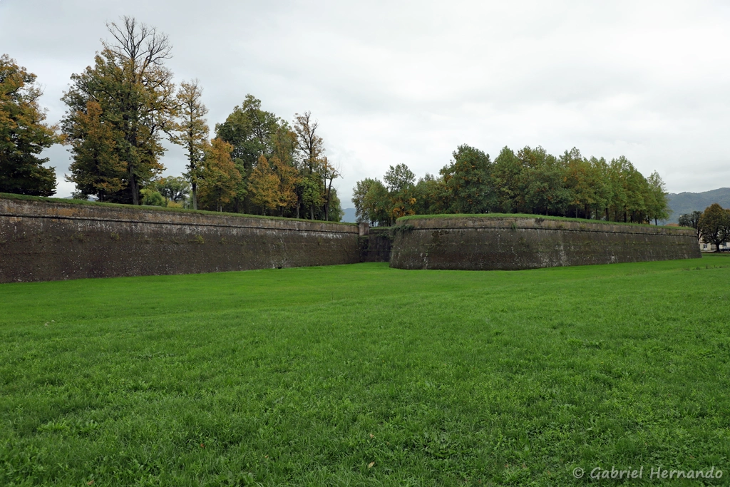 Bastion San Donato, depuis la via Cimitero, à l'extrême ouest de la cité