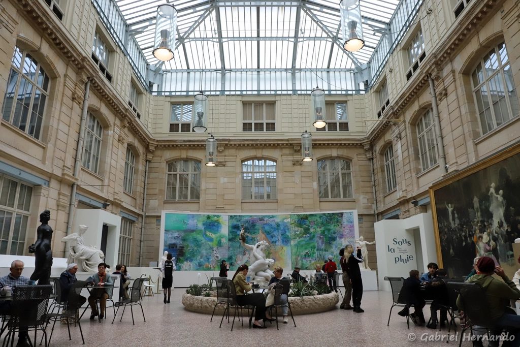 Ancienne cours intérieure, avec de verrière