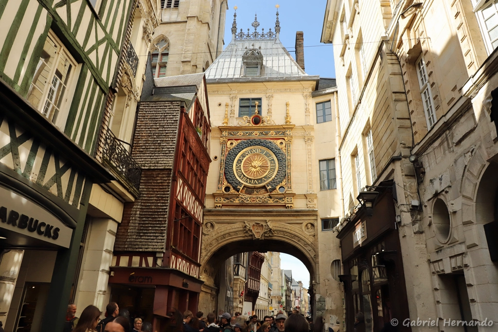 Face est du gros horloge