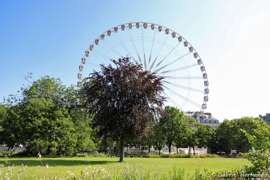 Grande roue, au nord du jardin des Tuileries